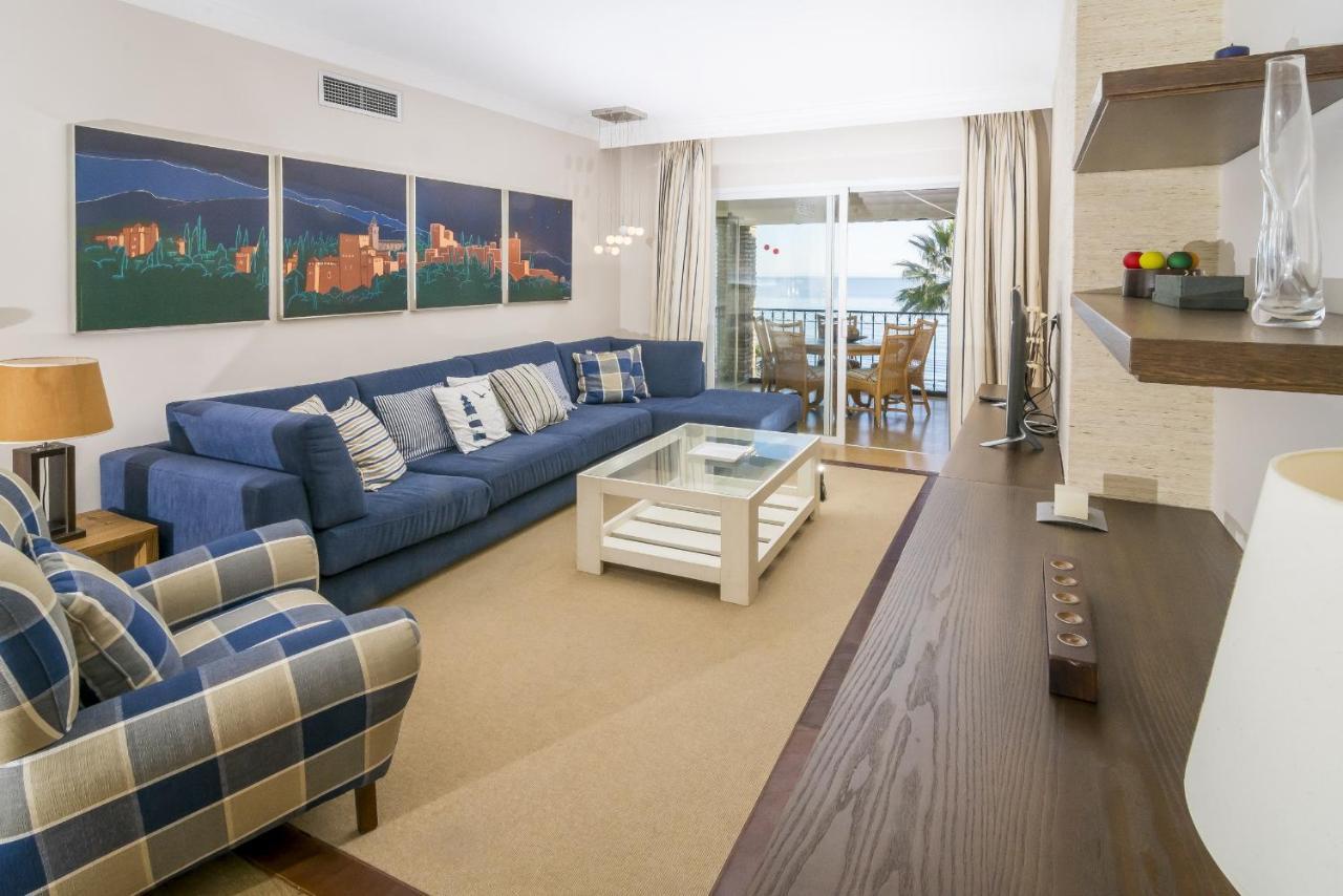 Hb - Comfortable Beachfront Holiday Apartment Estepona Zewnętrze zdjęcie