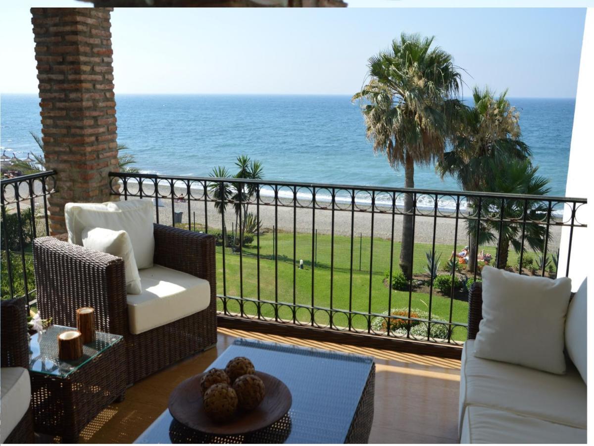 Hb - Comfortable Beachfront Holiday Apartment Estepona Zewnętrze zdjęcie